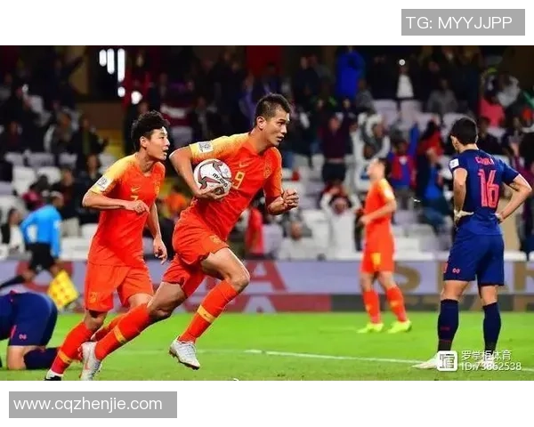 成都足球队与深圳足球队赛后复盘分析双方状态与表现对比